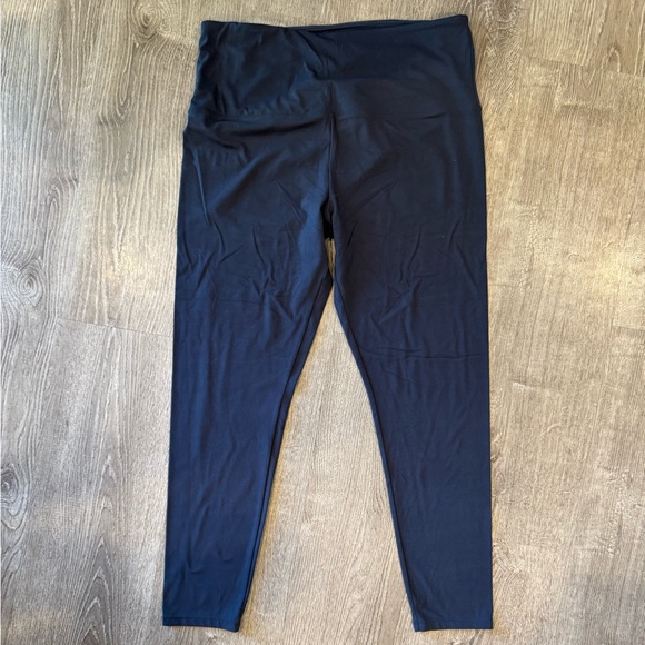 Tuff Athletics Dark Gray Leggings - Picture 1 of 7